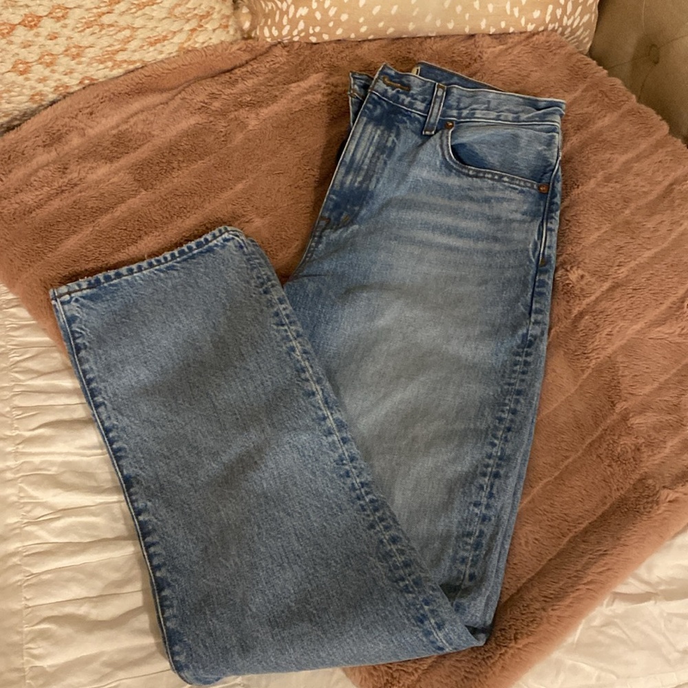 Madewell 90s vintage straight jeans size 28 worn only once like new condition